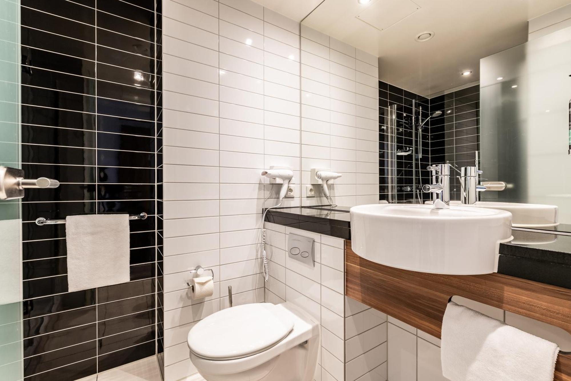 Premier Inn Heidelberg City Centre Zewnętrze zdjęcie
